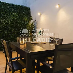 https://la-terraza-del-falla-feel-cdiz.hotelsincadiz.net